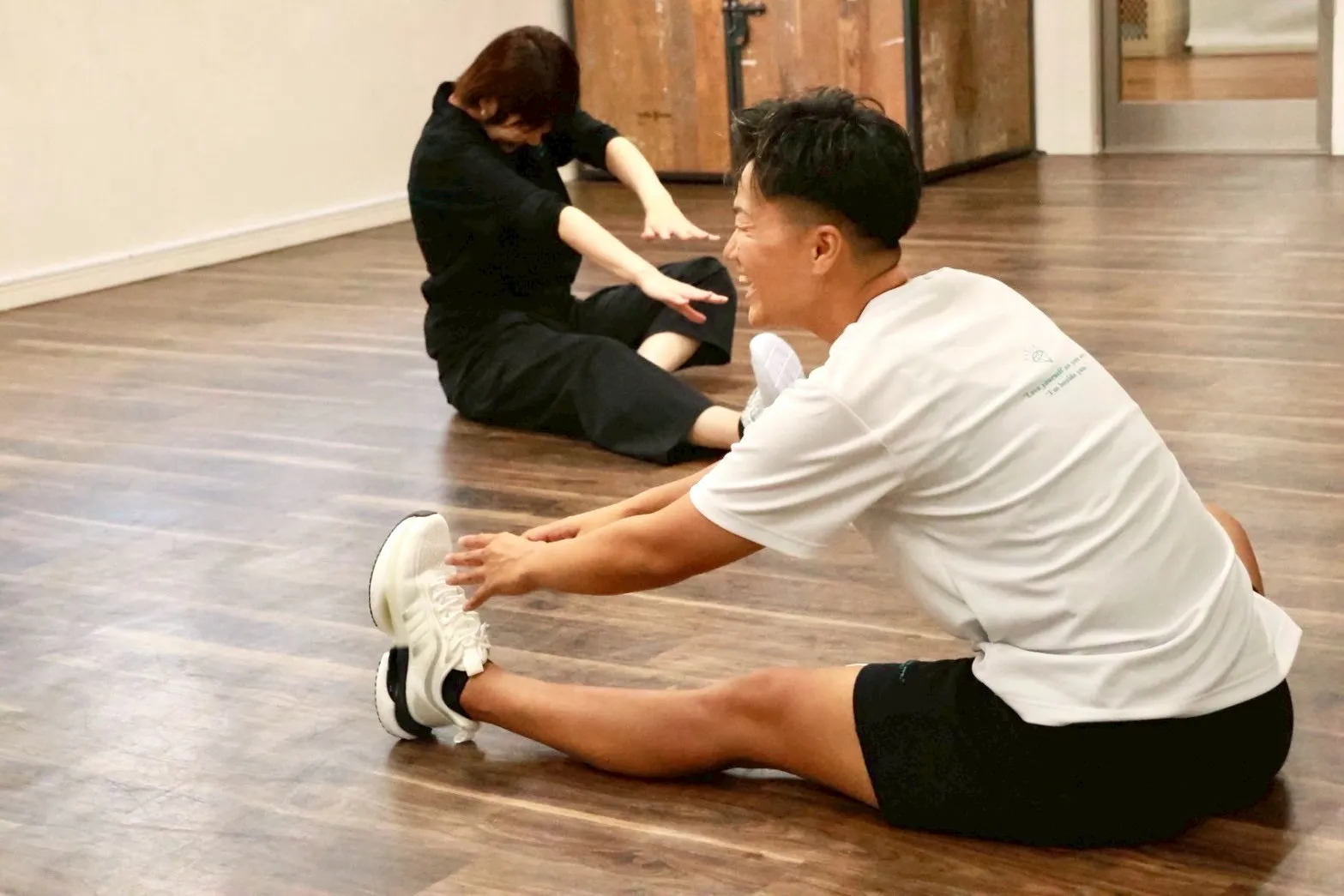 ストレッチで身体をほぐす